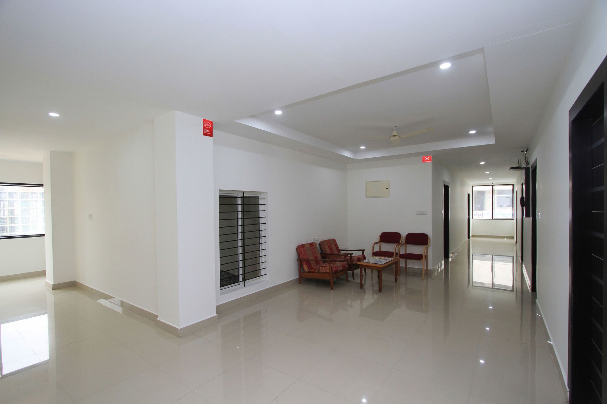 Hotel Oyo 4733 Champion Residency Bangalore Esterno foto